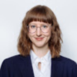 Meet your Posher, Claire